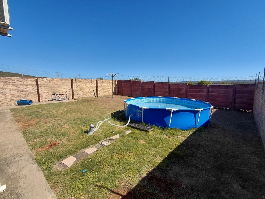 2 Bedroom Property for Sale in Campher Park Eastern Cape